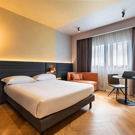 Novotel Caserta Sud Bagian luar foto