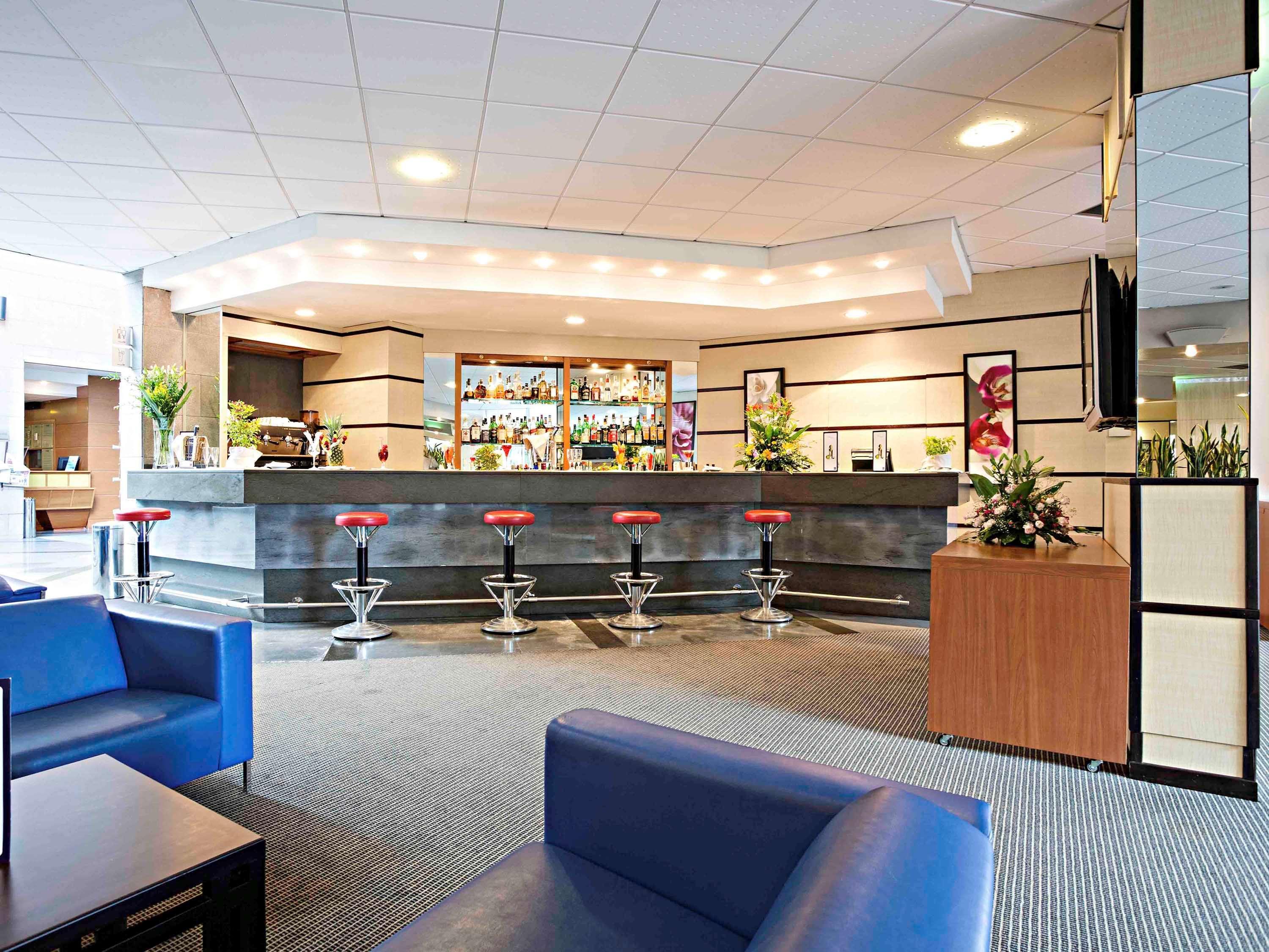 Novotel Caserta Sud Bagian luar foto