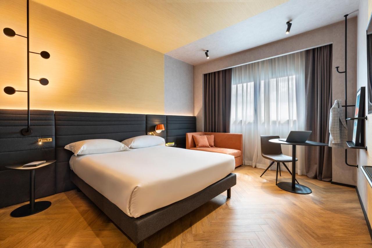 Novotel Caserta Sud Bagian luar foto