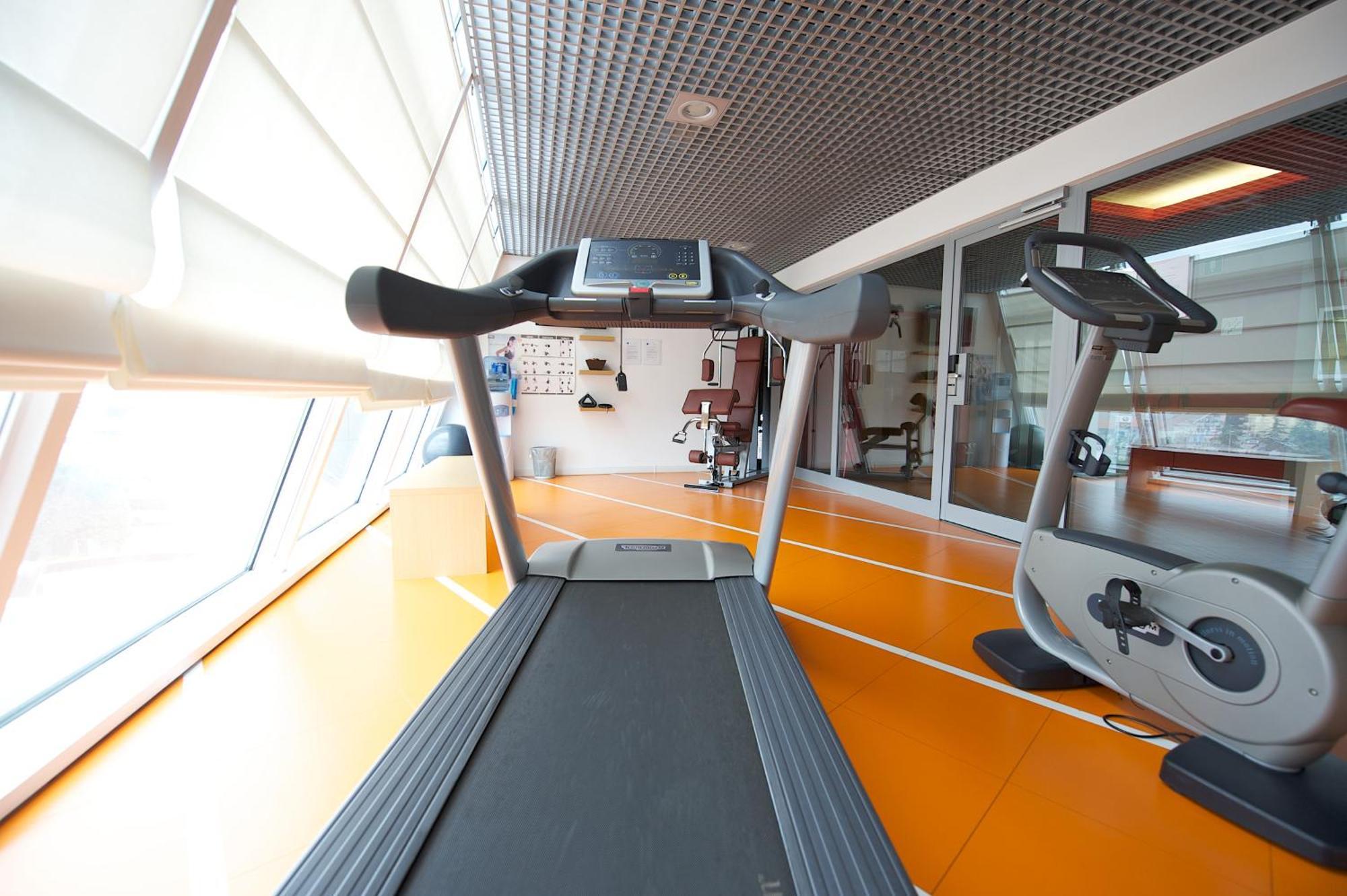 Novotel Caserta Sud Bagian luar foto