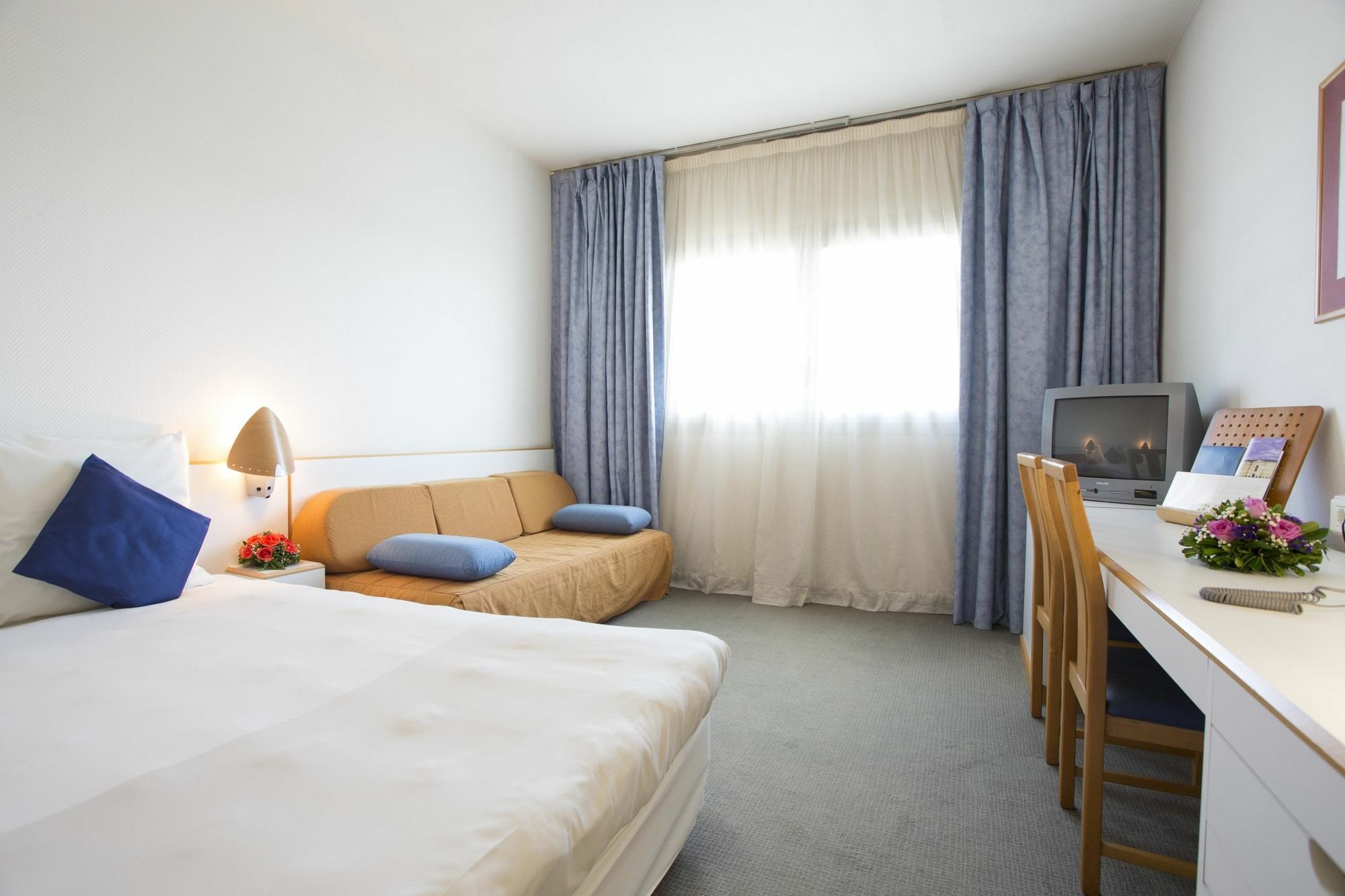 Novotel Caserta Sud Bagian luar foto