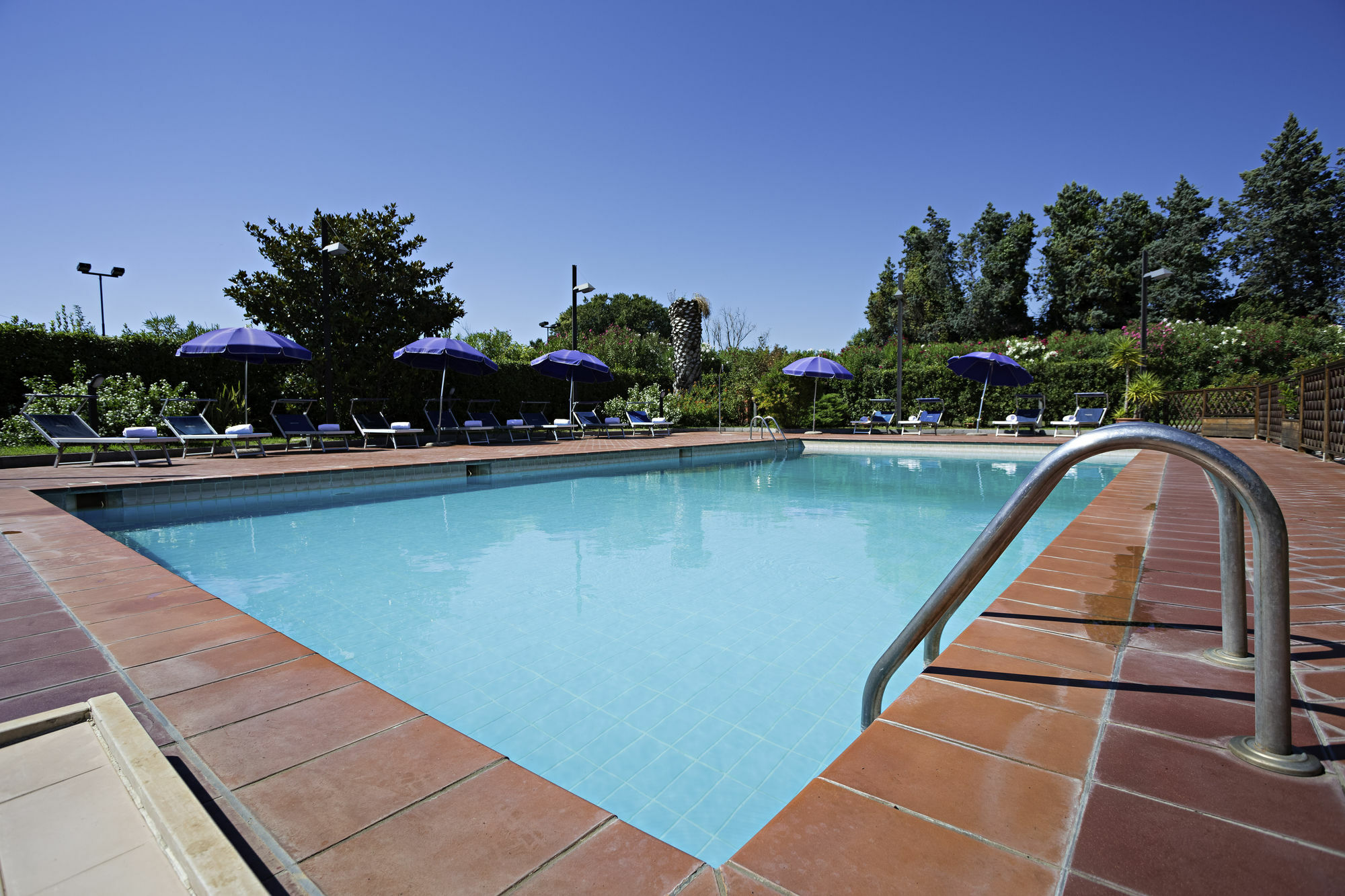 Novotel Caserta Sud Bagian luar foto